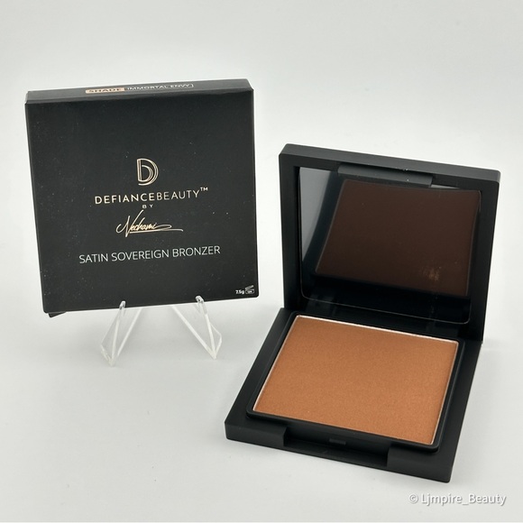 DefianceBeauty by Nechami Satin Sovereign Bronzer in Shade Immortal Envy NIB - Picture 1 of 5
